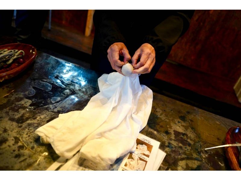 [Yamanashi/Lake Kawaguchi] Dyeing experience class using indigo★Make the only gentle color in the world with natural materials★Beginners and children welcome! Recommended for familiesの紹介画像