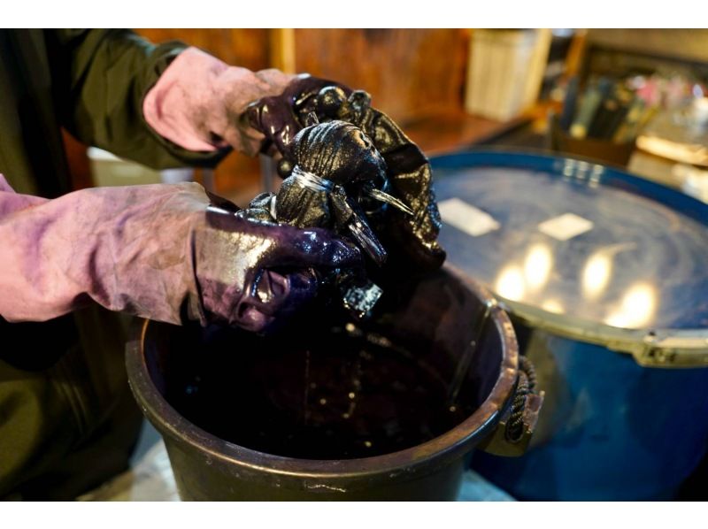 [Yamanashi/Lake Kawaguchi] Dyeing experience class using indigo★Make the only gentle color in the world with natural materials★Beginners and children welcome! Recommended for familiesの紹介画像