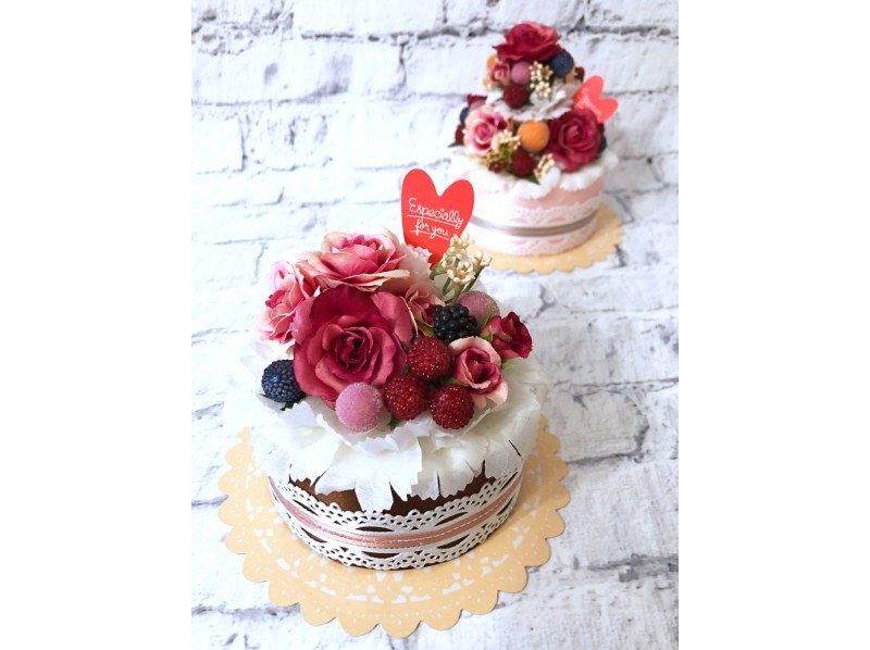 フラワーケーキ 誕生日 アーティフィシャルフラワー 神奈川・横浜】アーティフィシャルフラワー「フラワーケーキ」レッスン