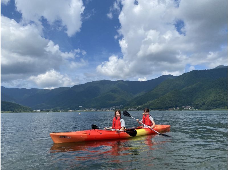 【山梨・河口湖】〈人気急上昇中〉湖上から富士山を満喫カヤックツアー！【写真データ無料】ワンちゃんも体験可！初心者の方大歓迎！の紹介画像