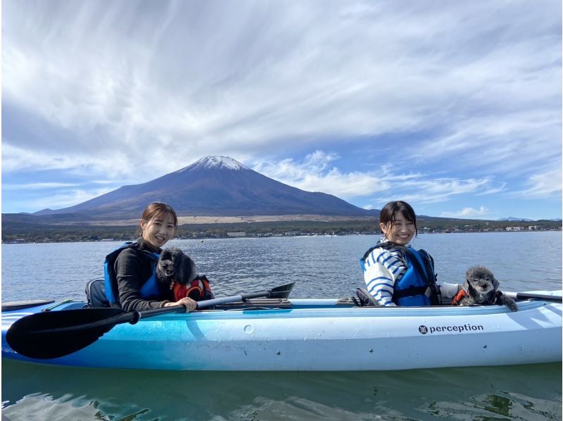 【山梨・河口湖】〈人気急上昇中〉湖上から富士山を満喫カヤックツアー！【写真データ無料】ワンちゃんも体験可！初心者の方大歓迎！の紹介画像