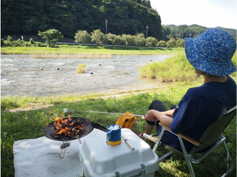 销售！ [秋田/白神山脉]在白神河边放松地坐着♪你可以空手做！の紹介画像