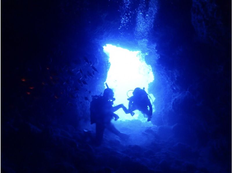 【沖縄・恩納村】《送迎 可能》【SDIアドバンスドアドベンチャーダイバー 】 教材 事前学習+海洋講習 2日間 ※送迎 範囲ありの紹介画像