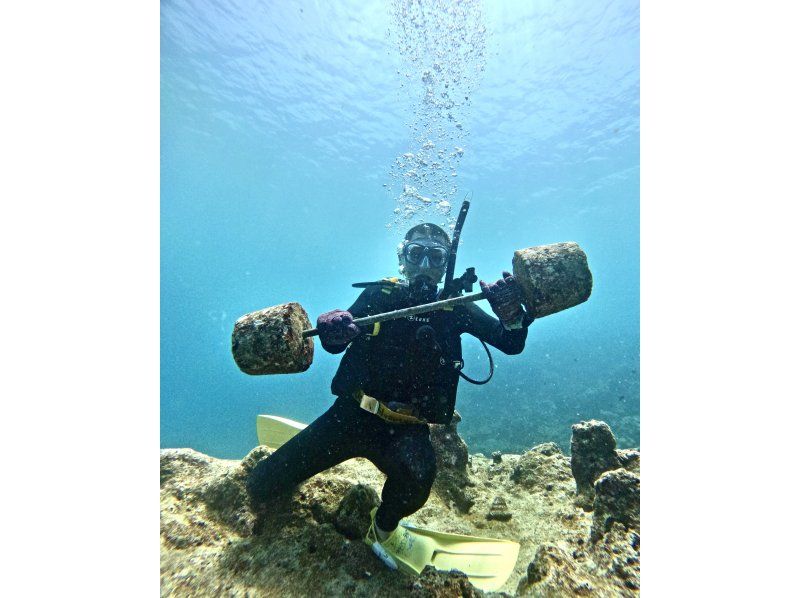 【沖縄・恩納村】《送迎 可能》【SDIアドバンスドアドベンチャーダイバー 】 教材 事前学習+海洋講習 2日間 ※送迎 範囲ありの紹介画像