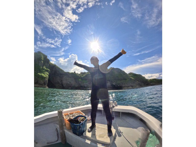 真栄田岬周辺(青の洞窟)2ボートファンダイビング【沖縄・恩納村】《送迎 可能》※送迎範囲あり★GoPro撮影データ無料プレゼントの紹介画像