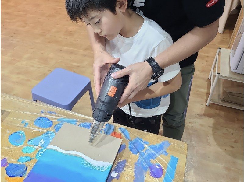 【이시가키 섬 / 체험】 완전 오리지널! 이시가키 섬의 바다를 형태로 ♡ 본격적인 레진 아트 체험 / Ocean Art Board 코스 / 귀여운 점내 ♡の紹介画像