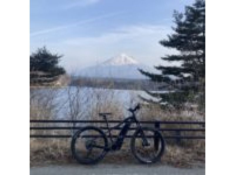 【山梨・西湖・精進湖・河口湖】風を感じて爽やかサイクリング！e-Bike体験ツアー！！ 写真データ無料です♪の紹介画像