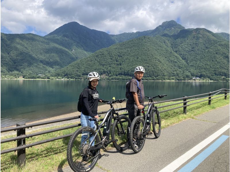 【山梨・西湖・精進湖・河口湖】自然を感じて爽やかサイクリング！e-Bike体験ツアー！！ 写真データ無料です♪の紹介画像