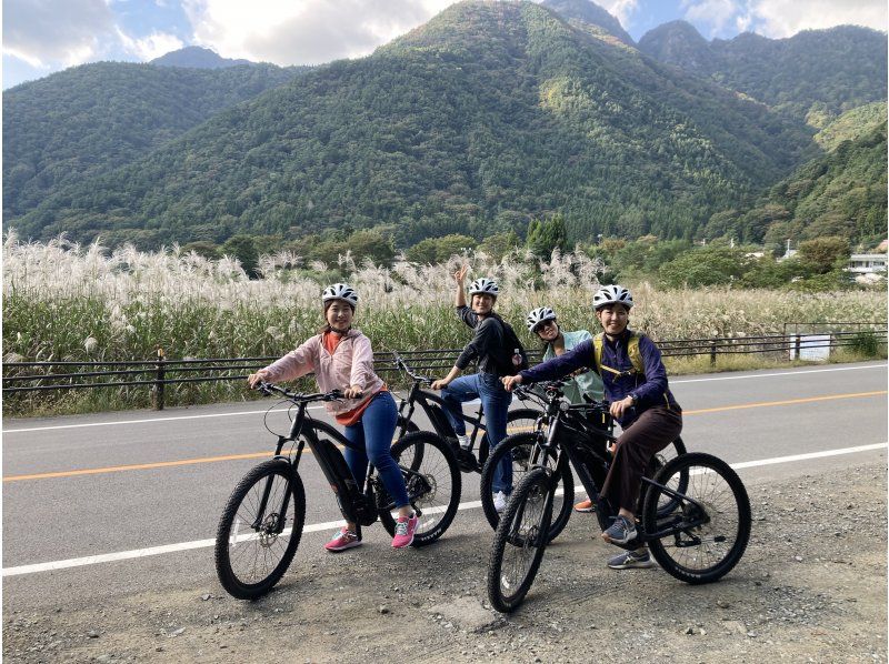 【山梨・西湖・精進湖・河口湖】自然を感じて爽やかサイクリング！e-Bike体験ツアー！！ 写真データ無料です♪の紹介画像