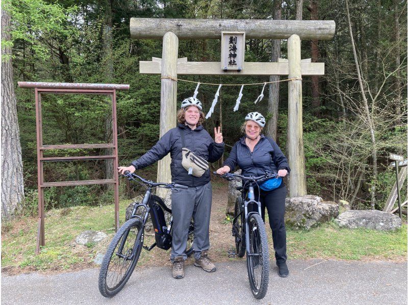 【山梨・西湖・精進湖・河口湖】自然を感じて爽やかサイクリング！e-Bike体験ツアー！！ 写真データ無料です♪の紹介画像