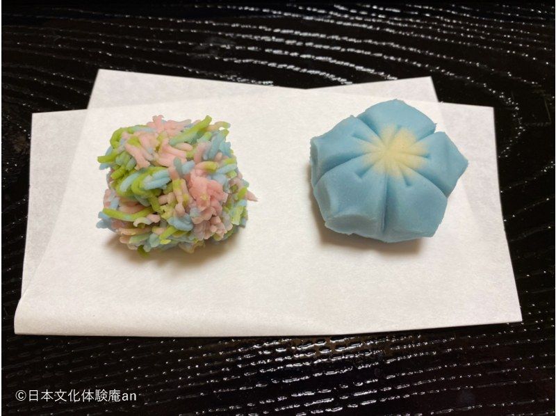 SALE！【東京・神田】和菓子作り体験【日本の伝統菓子、練り切りの世界へようこそ！】の紹介画像