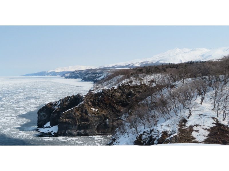 [Hokkaido Shiretoko] Superb view! Kemono-Michi(Animal trail) Snowshoe
