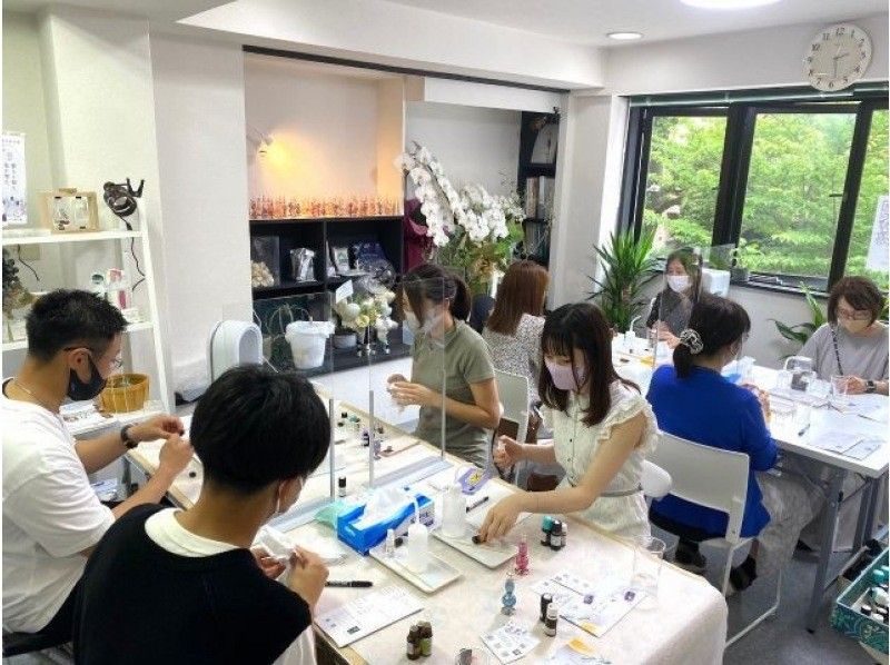 Tokyo Hobbies Recommended lessons Cultural school Original aroma perfume making Blending Egyptian glass Perfume bottle Handmade Eucalyptus Blue LLC