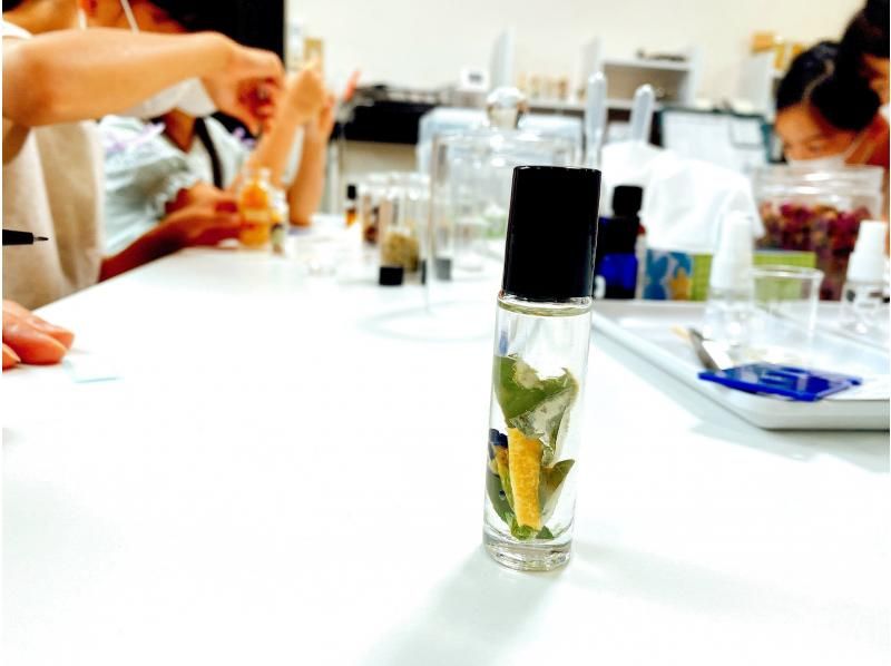 東京・門前仲町｜無農薬ハーブで作る香るハーバリウム体験＜平日限定＞の紹介画像