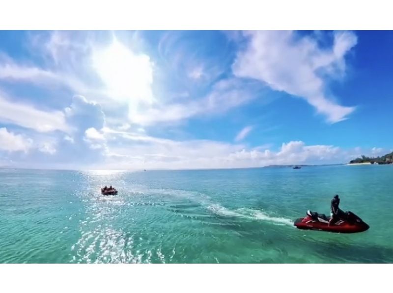 [Okinawa Uruma] 1 day Private scenic boat snorkeling, deserted island experience, BBQ, jet & SUP!