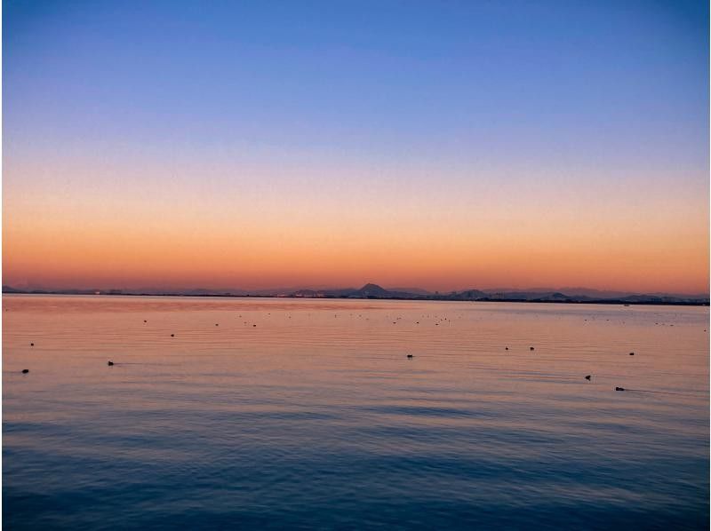 Lake Biwa Sunset Kayak Experienceの紹介画像