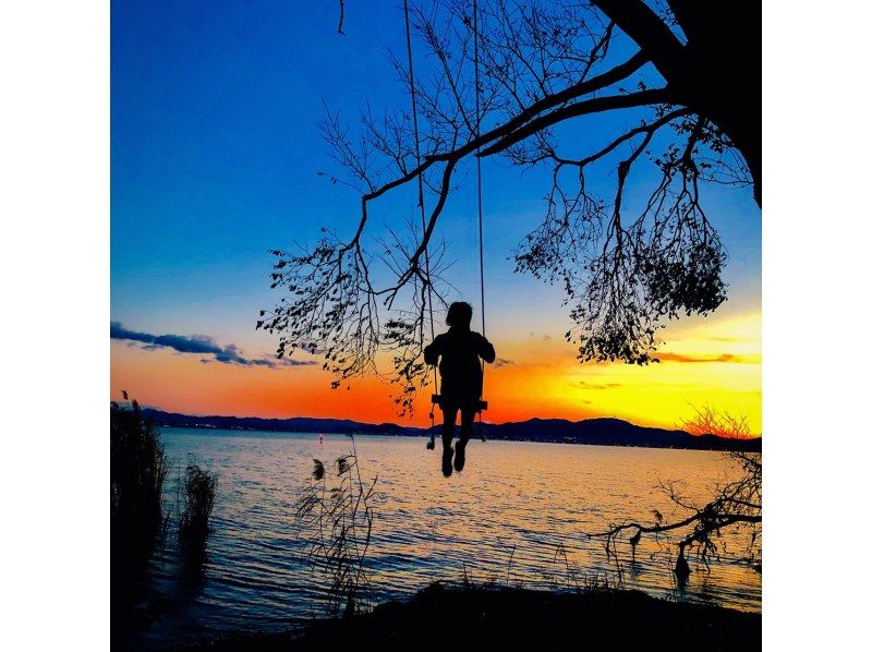 Lake Biwa Sunset Kayak Experienceの紹介画像