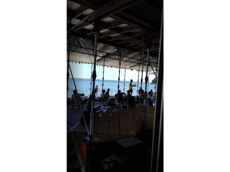 【愛知・蒲郡】夏の期間限定！蒲郡の沖合に浮かぶ無人島に上陸してバーベキュー！海水浴や探検も楽しめる♪の紹介画像