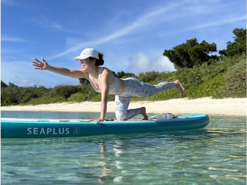 【１組限定貸切】 大自然の中で”ヨガ×SUP”＝笑顔100％のリフレッシュ☆カメラマン付☆ドローン＆GoPro撮影無料★女性に人気の紹介画像