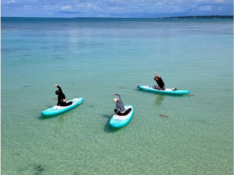 【１組限定貸切】 大自然の中で”ヨガ×SUP”＝笑顔100％のリフレッシュ☆カメラマン付☆ドローン＆GoPro撮影無料★女性に人気の紹介画像