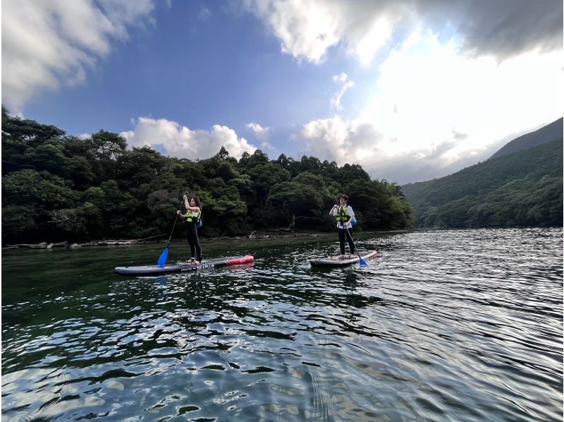 【貸切ツアー】【送迎有り】屋久島到着日、最終日にぴったり「宮之浦川SUPツアー」の紹介画像