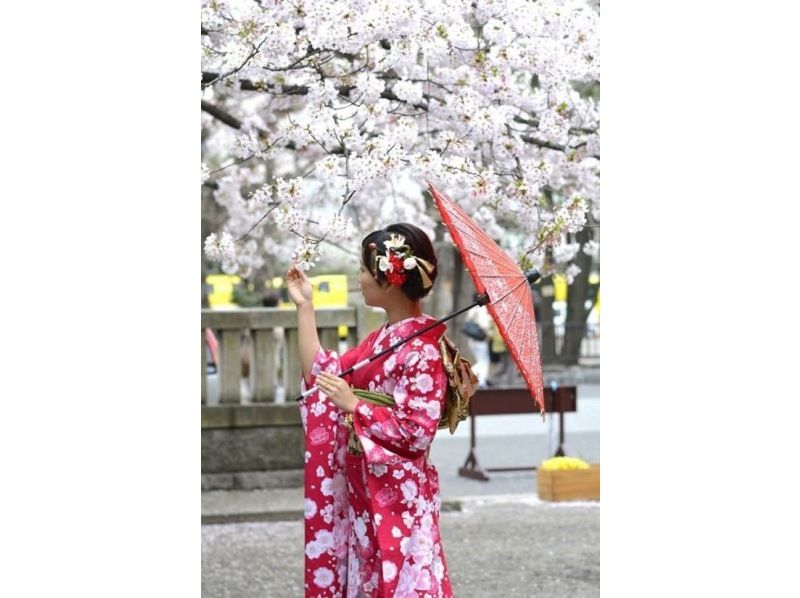 [東京/淺草] 淺草和服出租-你想穿著和服在淺草周圍散步嗎？ （包括工作室照片拍攝）の紹介画像