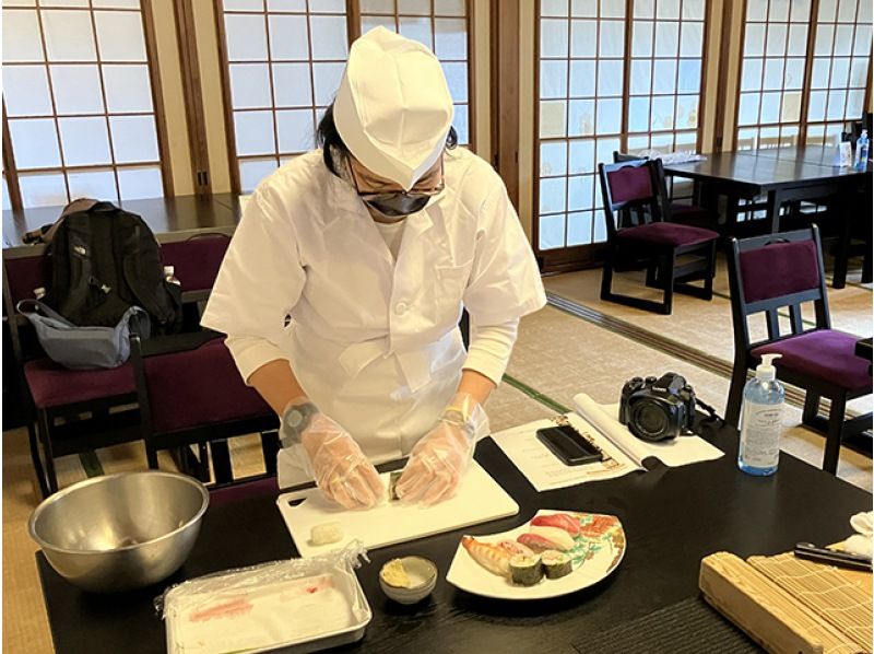 【長崎・佐世保】すし職人から習う「にぎり寿司と玉子焼き」試食つきの紹介画像