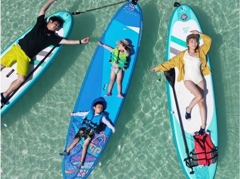 【１組限定貸切】夏休み特別割引☆安全重視ガイド２名（男女）付☆洞窟探検☆【ドローン＆GoPro】撮影無料 <SUPクルージングツアー>の紹介画像