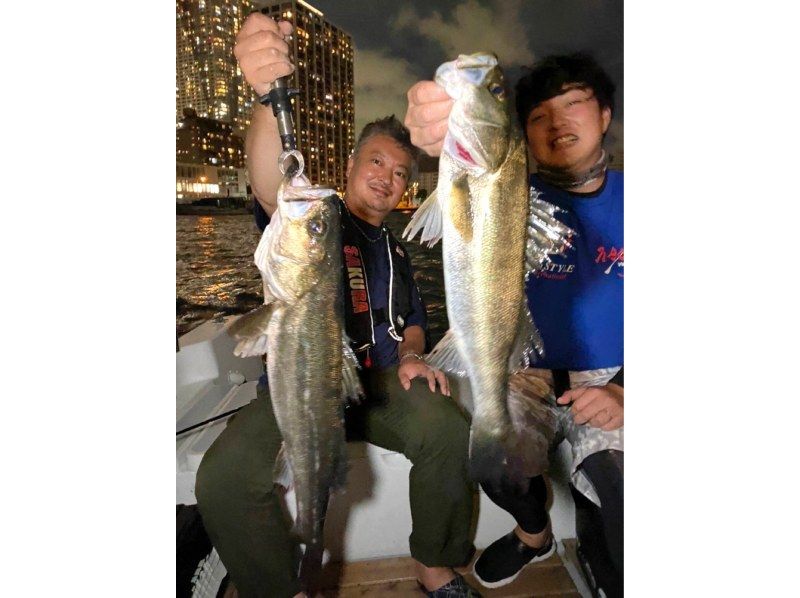 [Chartered flight] From Haneda! 4 hours plan! Guide fishing in Tokyo Bay on a chartered boatの紹介画像