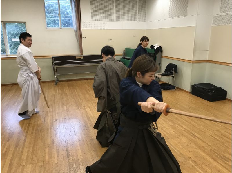 【東京・埼玉】時代劇でお馴染みの殺陣・侍体験！どなたでも安全かつ楽しく侍になれます！の紹介画像
