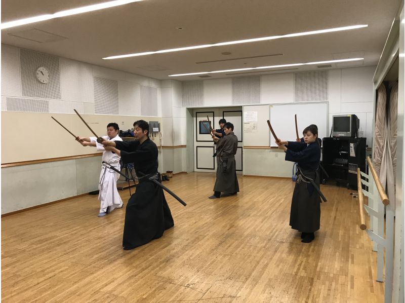 【東京・埼玉】時代劇でお馴染みの殺陣・侍体験！どなたでも安全かつ楽しく侍になれます！の紹介画像