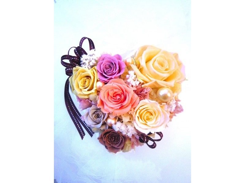 [Kanagawa/Yokohama] First-time visitors will also receive support! Blooming heart arrangements with preserved flowers ♪の紹介画像