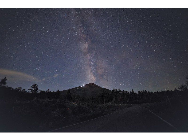 【山梨県・富士山・西湖】星空案内人による富士山麓スターツアー 都心から近い満天の星空、天の川 思い出に残る星景記念写真プレゼント ...