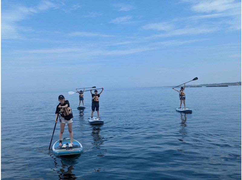 【北海道・小樽】５周年記念で特別割引開催中！壮大で美しい景色の中で海SUPツーリング｜写真プレゼント｜手ぶらで体験｜の紹介画像