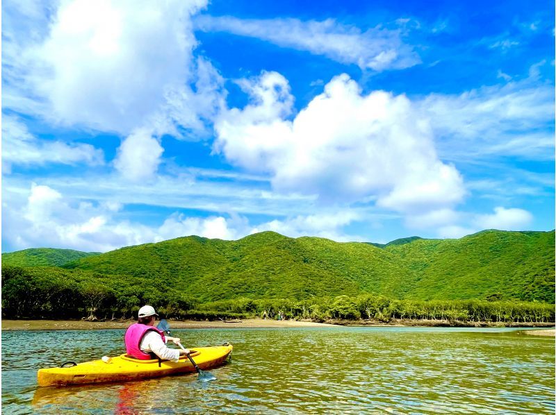 [Amami Oshima] Recommended for traveling alone and couples in Amami! Charter plan for 3 people! You can choose 1 out of 3 marine sports! If you want to go sightseeing slowly, this plan is for you!の紹介画像