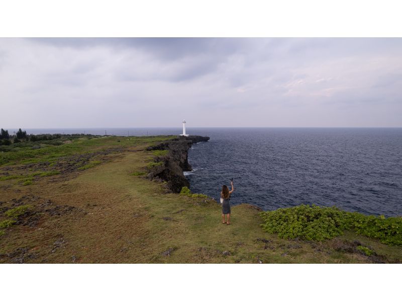 <Okinawa, Yomitan, Zanpa> Choose your own photo tour * Combine drones, activities and paint photos for fun and surprisesの紹介画像