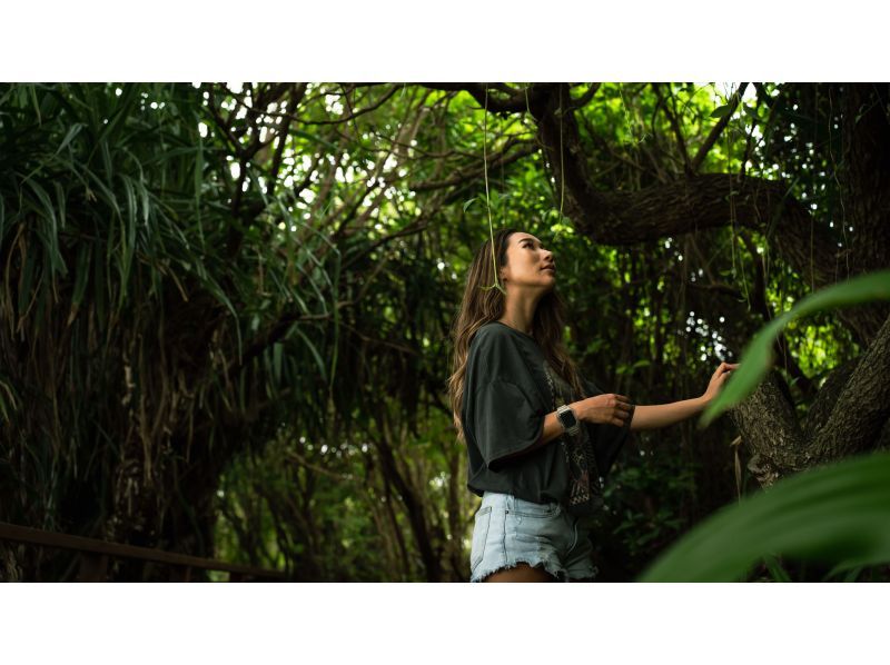 ＜沖縄・読谷　残波＞選べるフォトツアー＊サプライズ,プロポーズ、家族写真をドローン、ムービー入れながらの紹介画像