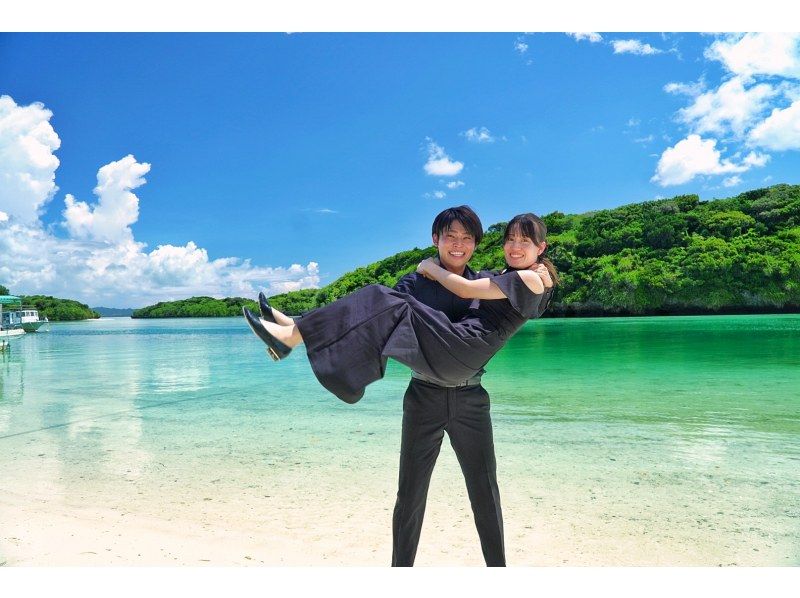 ☆キャンペーン開催中☆石垣島マリンウェディングフォト★1組限定・完全オーダーメイド★（写真は全データカット枚数無制限☆プレゼント） の紹介画像