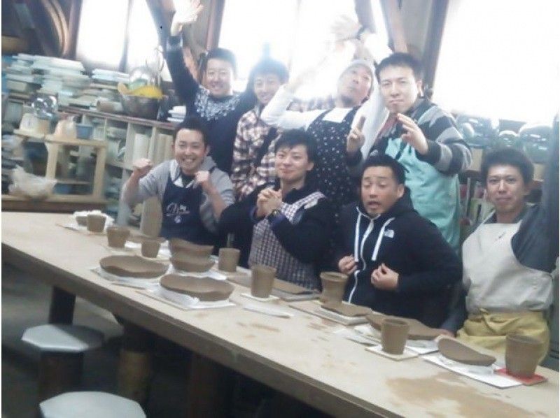 【北海道・小樽】自由自在の手びねり陶芸体験♪お皿やお茶碗、晩酌セットからオブジェまで！感覚を研ぎ澄ませて好きなものを作ろう！の紹介画像