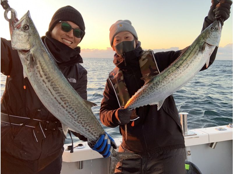 【静岡・浜名湖沖、遠州灘近海】遠州灘キャスティング5時間便！スクールも可｜初心者大歓迎｜釣りの楽しみ方をお伝えいたします