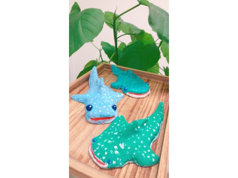 [Okinawa Naha] Plaster Shisa or Plaster Whale Shark coloring experience that can be done for 1000 yen! favorite shapeの紹介画像