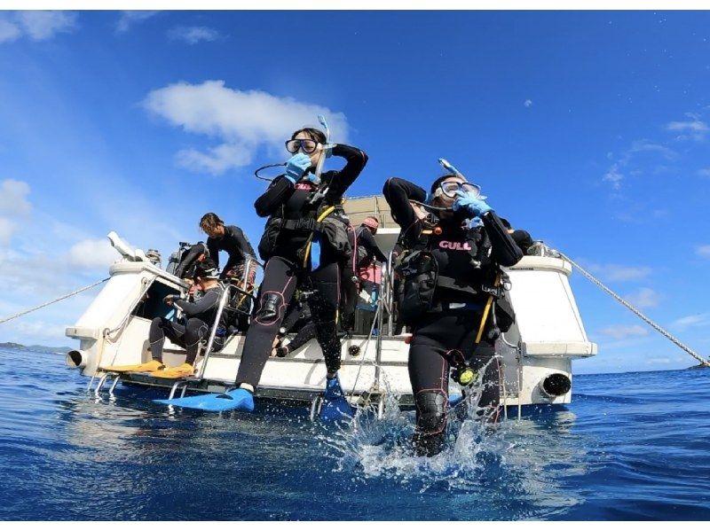 【沖縄・那覇】憧れのダイビングライセンスを取得しよう！＜PADI オープン・ウォーター・ダイバー・コース＞の紹介画像