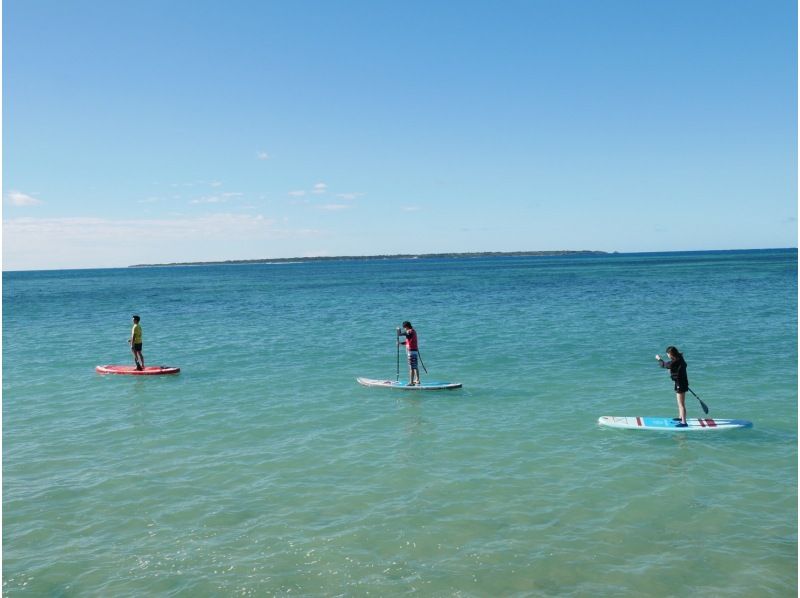【期間限定スーパーセール【沖縄・石垣島】SUP2時間ツアー！ホテル送迎OK!当日直前予約OK!写真・動画プレゼント!3歳からでも参加出来ますの紹介画像