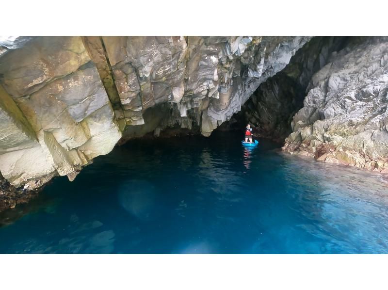 Gokuraku Jodo SUP Jodogahama, Miyako City, Iwate Prefecture SUP experience - Suitable for beginners to advanced riders. Parent-child SUP is also available for children. Cruising the beautiful and crystal clear sea.の紹介画像
