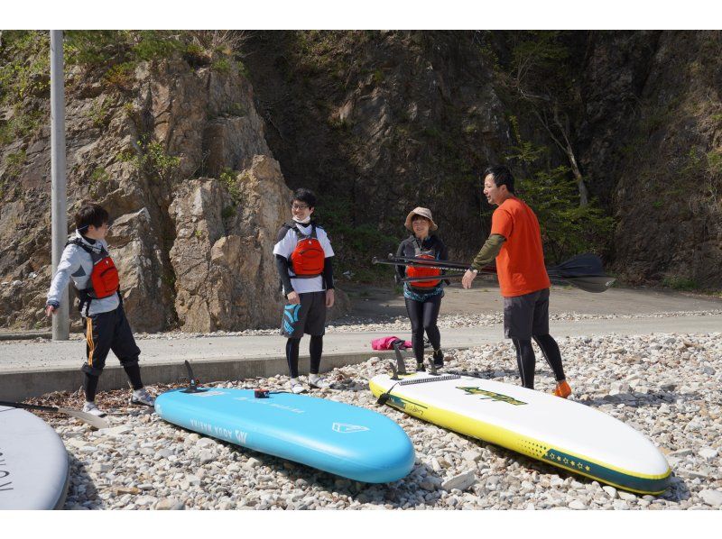 岩手県宮古市　極楽浄土SUP浄土ヶ浜　SUP体験〜初心者から上級者まで対応　お子様も一緒に親子SUP可。綺麗で透明度の高い海をクルージングの紹介画像