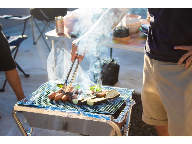 [BBQ daytime plan] Feel free to BBQ on Awaji Island, empty-handed. Enjoy an extraordinary space in an unexplored area surrounded by the sea and nature!の紹介画像