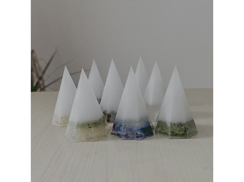 【都内港区】道が開けるようにという願いを込めて作る盛り塩オルゴナイト【２個セット】の紹介画像