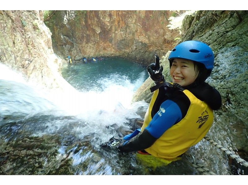 [Gunma, Water] No. 1 popular course! Fox Canyon (Canyoning half-day tour)の紹介画像