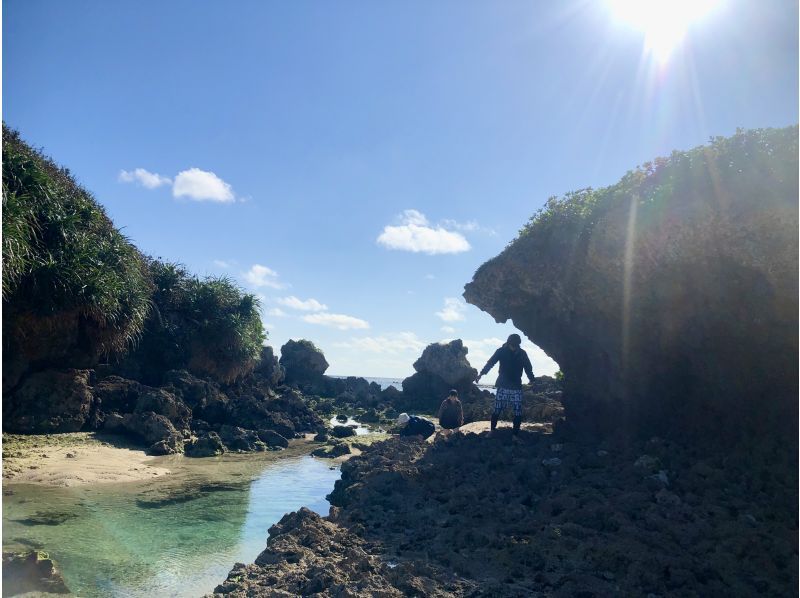 [Okinawa ・ Tomigusuku City] Aiming for an uninhabited island (Okamijima)! An exciting adventure tour that will tickle your man's heart!の紹介画像