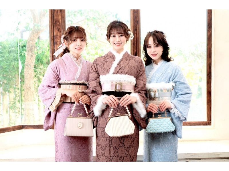 【요코하마 미나토 미라이】 ★ 대인기 복고풍 모던 ★ 엄선 된 골동품 기모노로 코디를 즐기세요 ♪の紹介画像